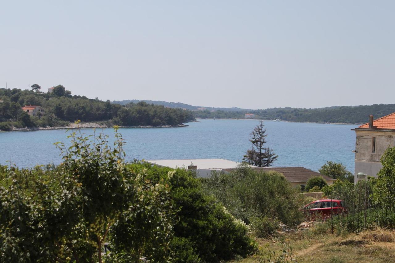 Apartments And Rooms By The Sea Cove Soline, Dugi Otok - 448 Veli Rat Exterior photo